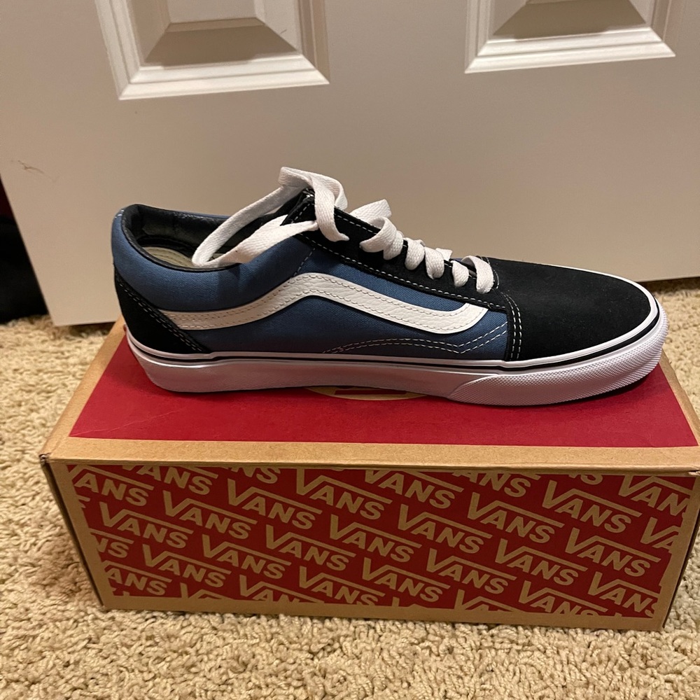 Mens vans size 8